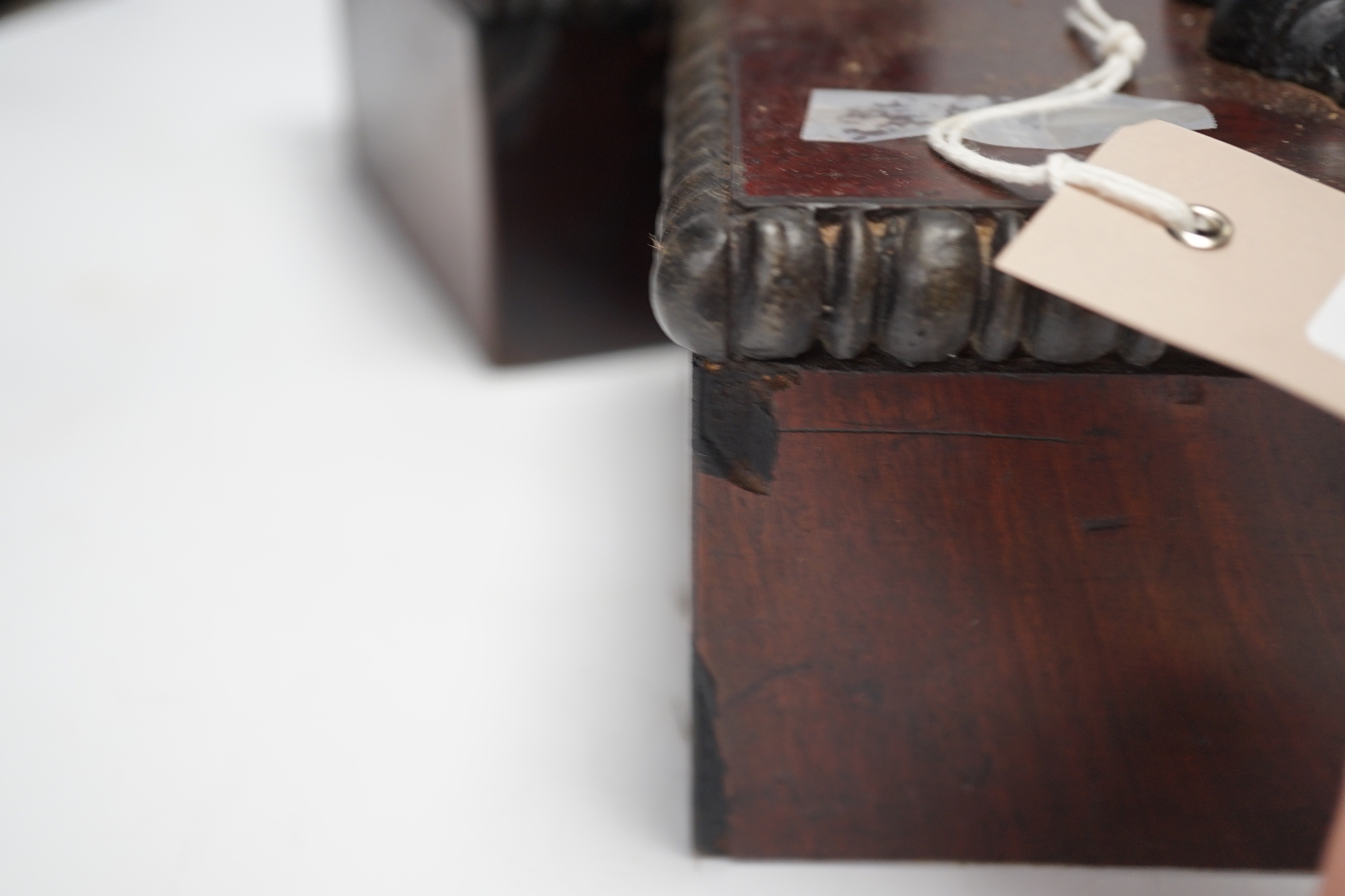 A pair of early 19th century mahogany plate racks, in the style of Gillows, 39cm high